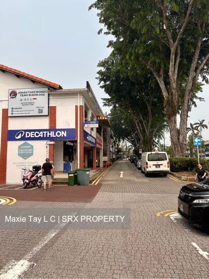 SERANGOON GARDEN WAY (D19), Office #629259521